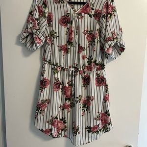 Light dress, beach dress, size XL, flowers